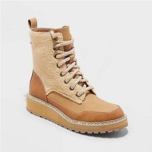 Universal Thread Tan Sherpa Combat & Moto Boots - 9 used once